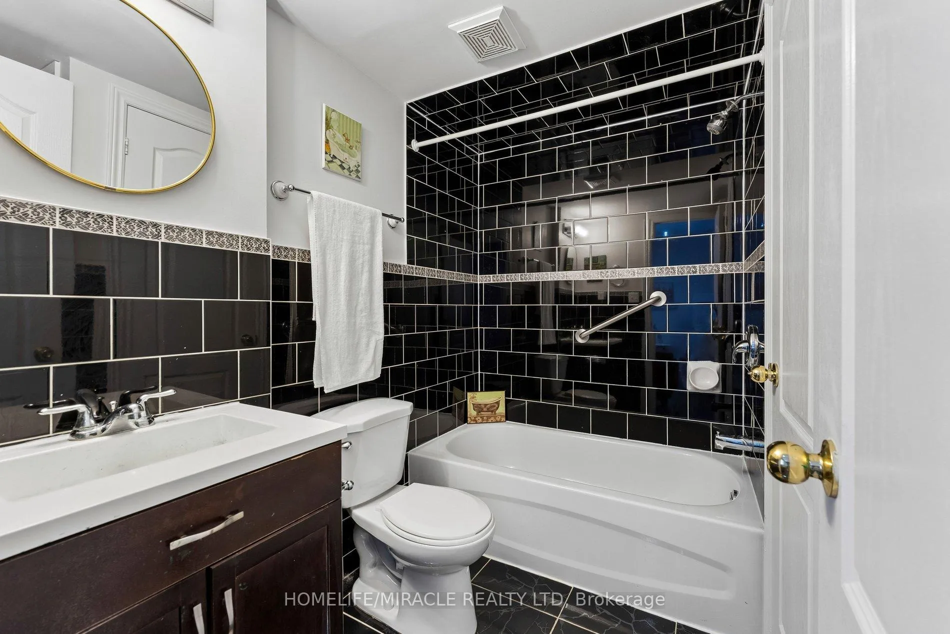 Photo 33 of 58 Dovehaven Crescent, Brampton, Bram East — HOMEH
