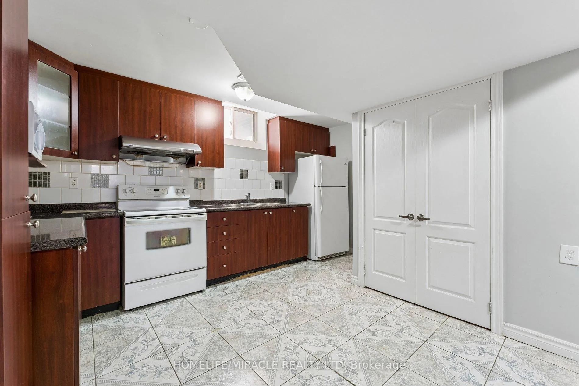 Photo 38 of 58 Dovehaven Crescent, Brampton, Bram East — HOMEH