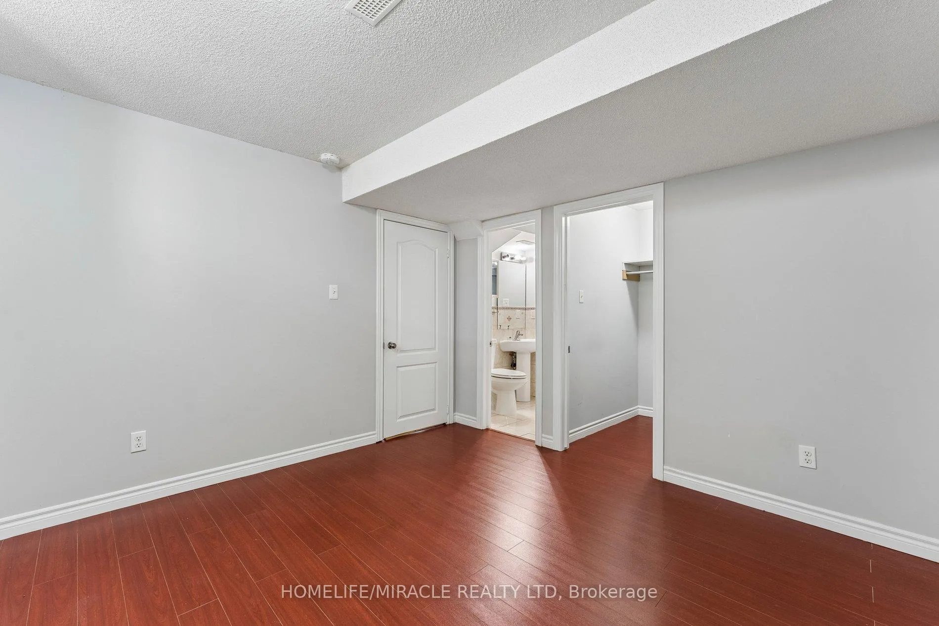 Photo 43 of 58 Dovehaven Crescent, Brampton, Bram East — HOMEH