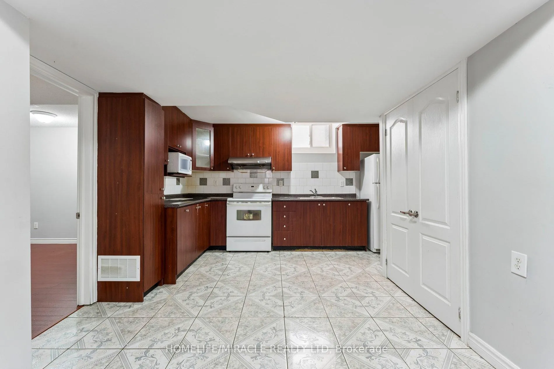 Photo 44 of 58 Dovehaven Crescent, Brampton, Bram East — HOMEH