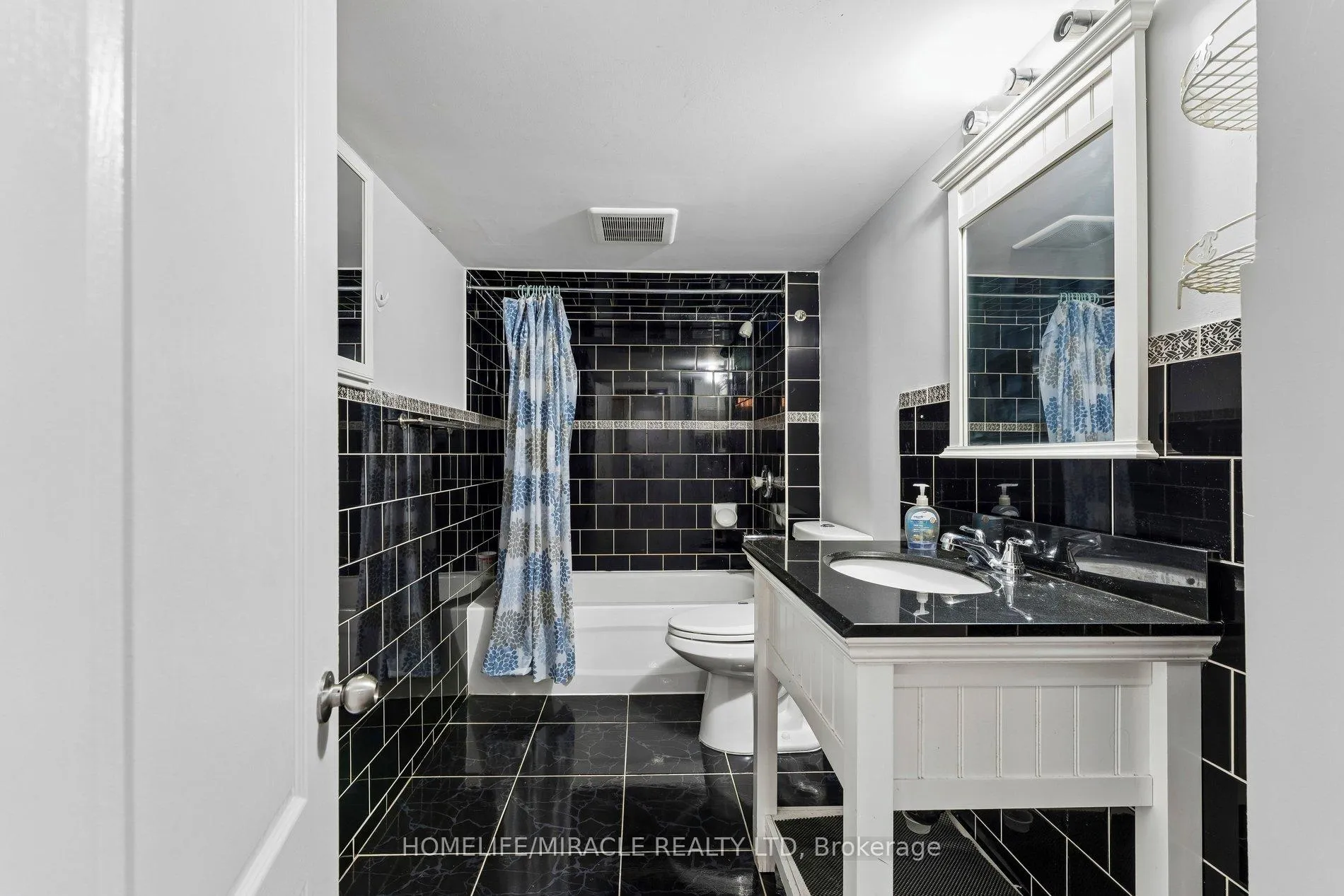 Photo 45 of 58 Dovehaven Crescent, Brampton, Bram East — HOMEH