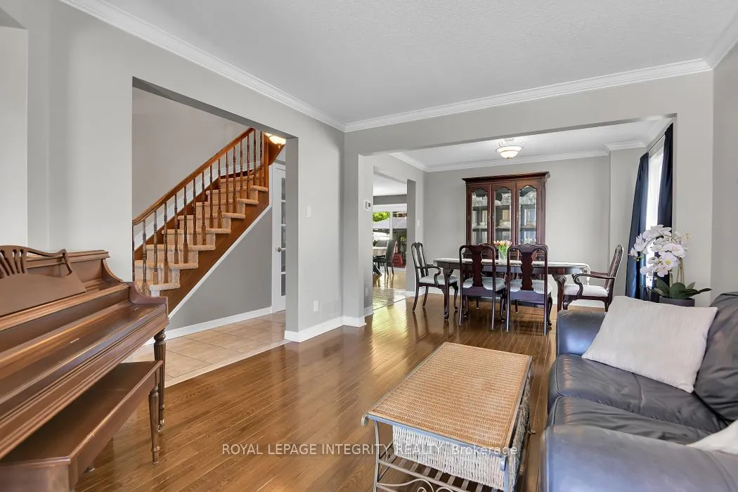 Photo 6 of 97 Grenadier Way, Ottawa, Barrhaven - Longfields — HOMEH