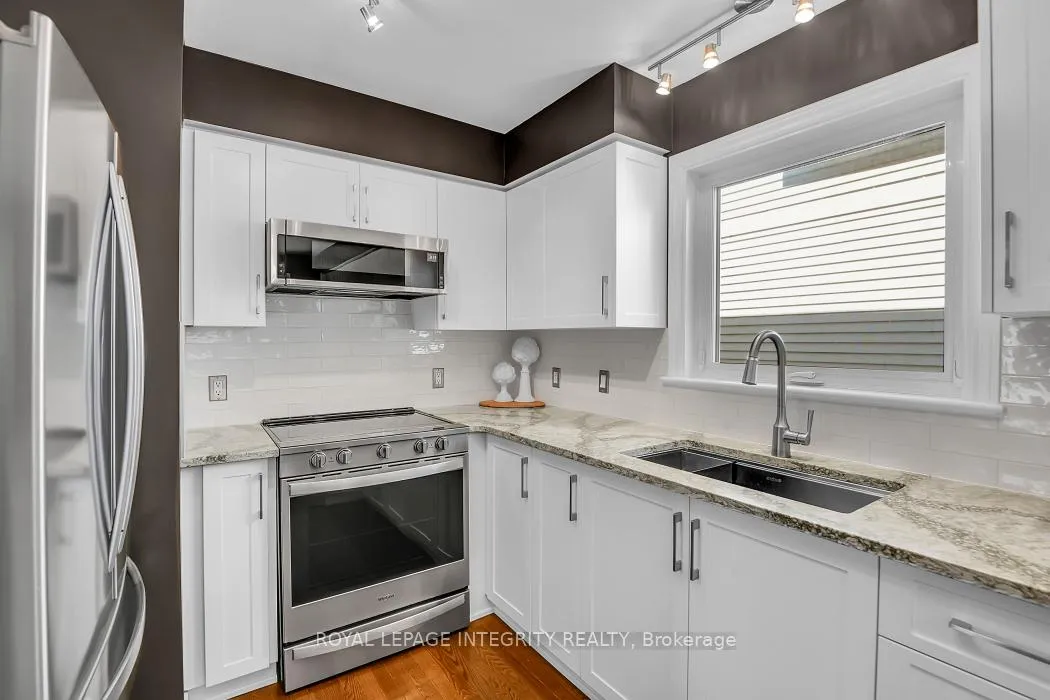 Photo 9 of 97 Grenadier Way, Ottawa, Barrhaven - Longfields — HOMEH