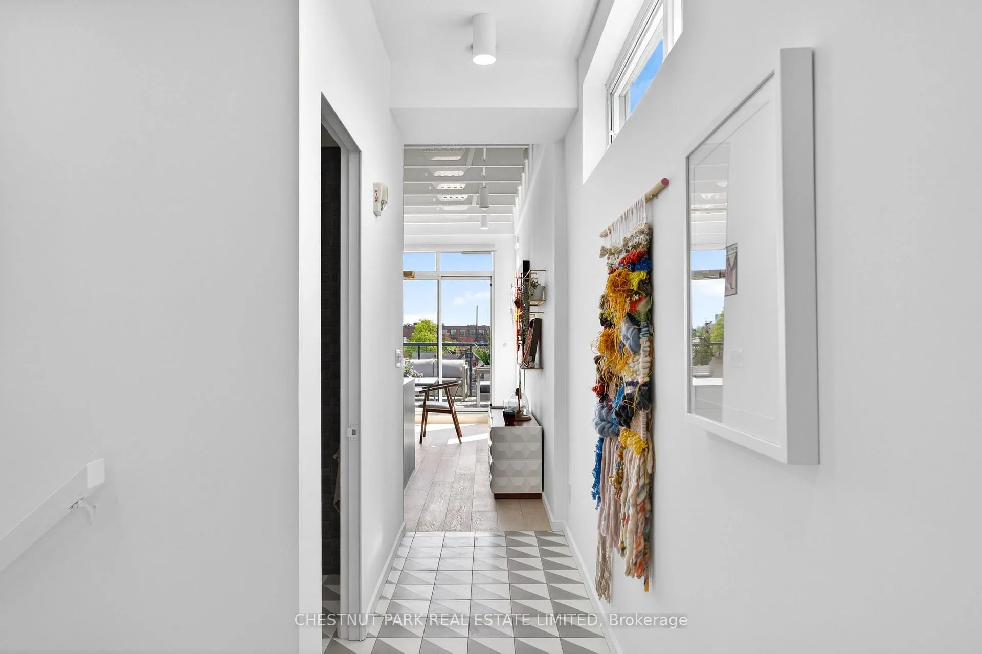 Photo 4 of Unit PH401, 245 Perth Avenue, Toronto, Dovercourt-Wallace Emerson-Junction — HOMEH