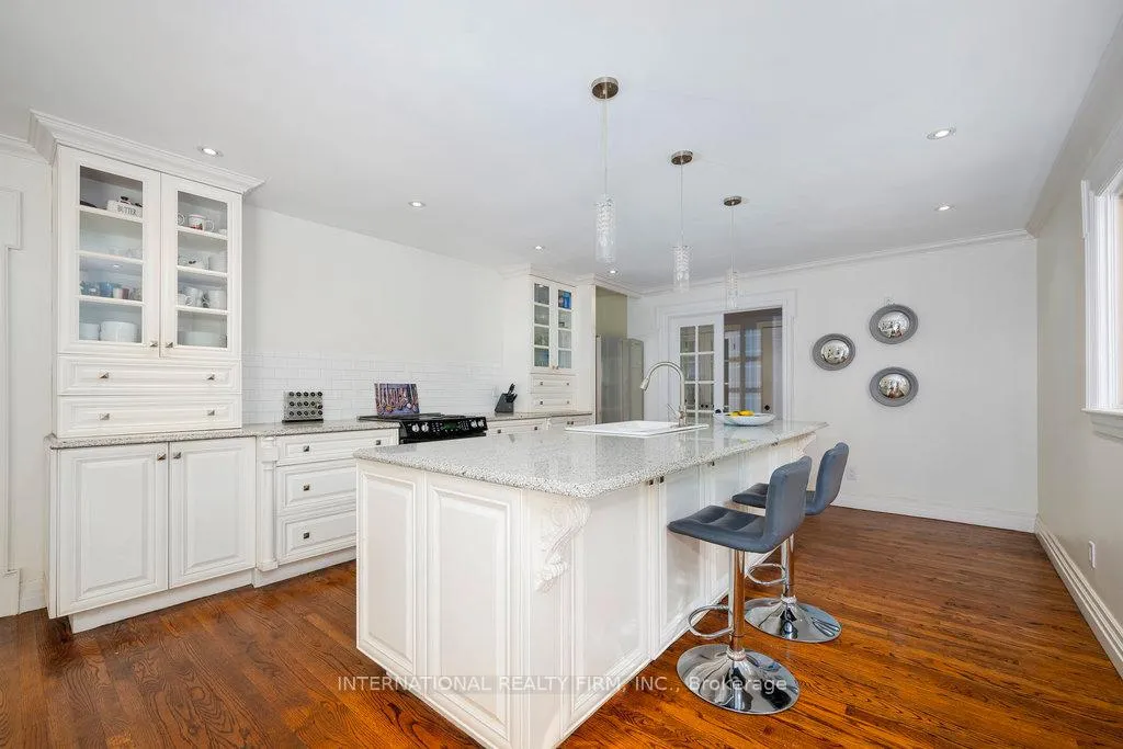 Photo 7 of 122 Willingdon Road, Ottawa, Rockcliffe — HOMEH