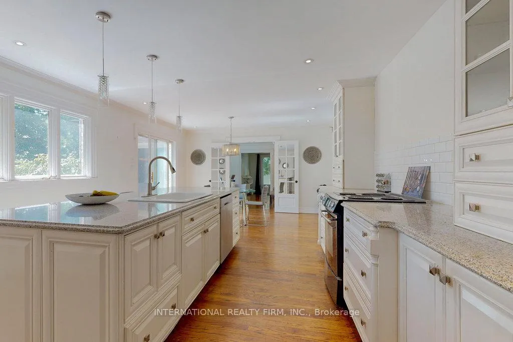 Photo 8 of 122 Willingdon Road, Ottawa, Rockcliffe — HOMEH