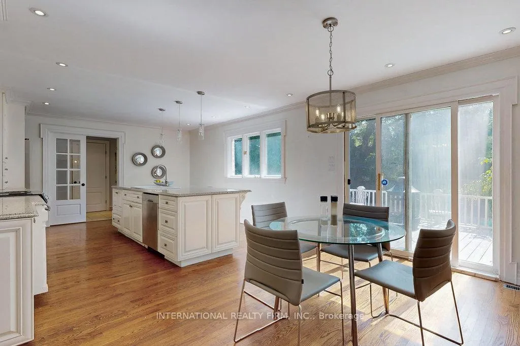 Photo 10 of 122 Willingdon Road, Ottawa, Rockcliffe — HOMEH