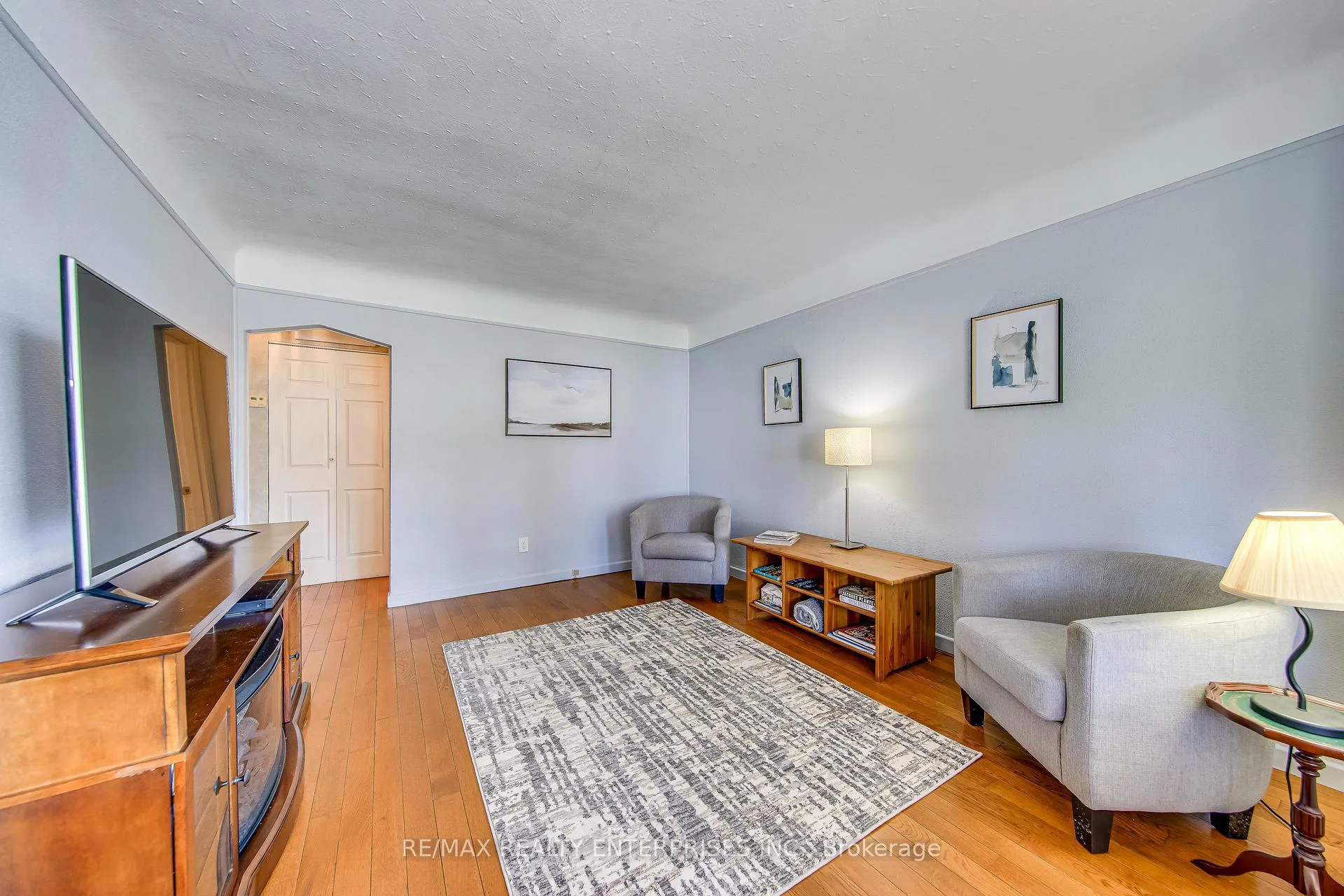 Photo 7 of 269 East 26th Street, Hamilton, Eastmount — HOMEH