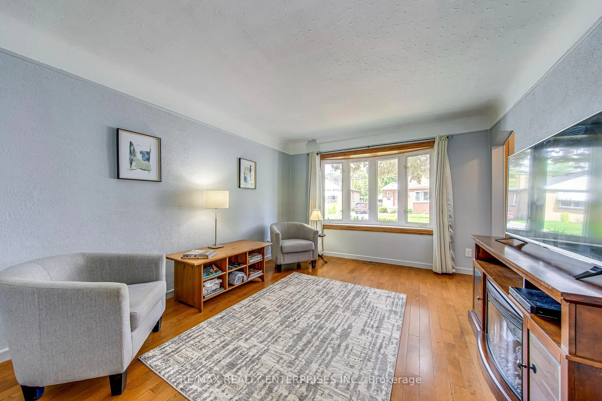 Photo 9 of 269 East 26th Street, Hamilton, Eastmount — HOMEH