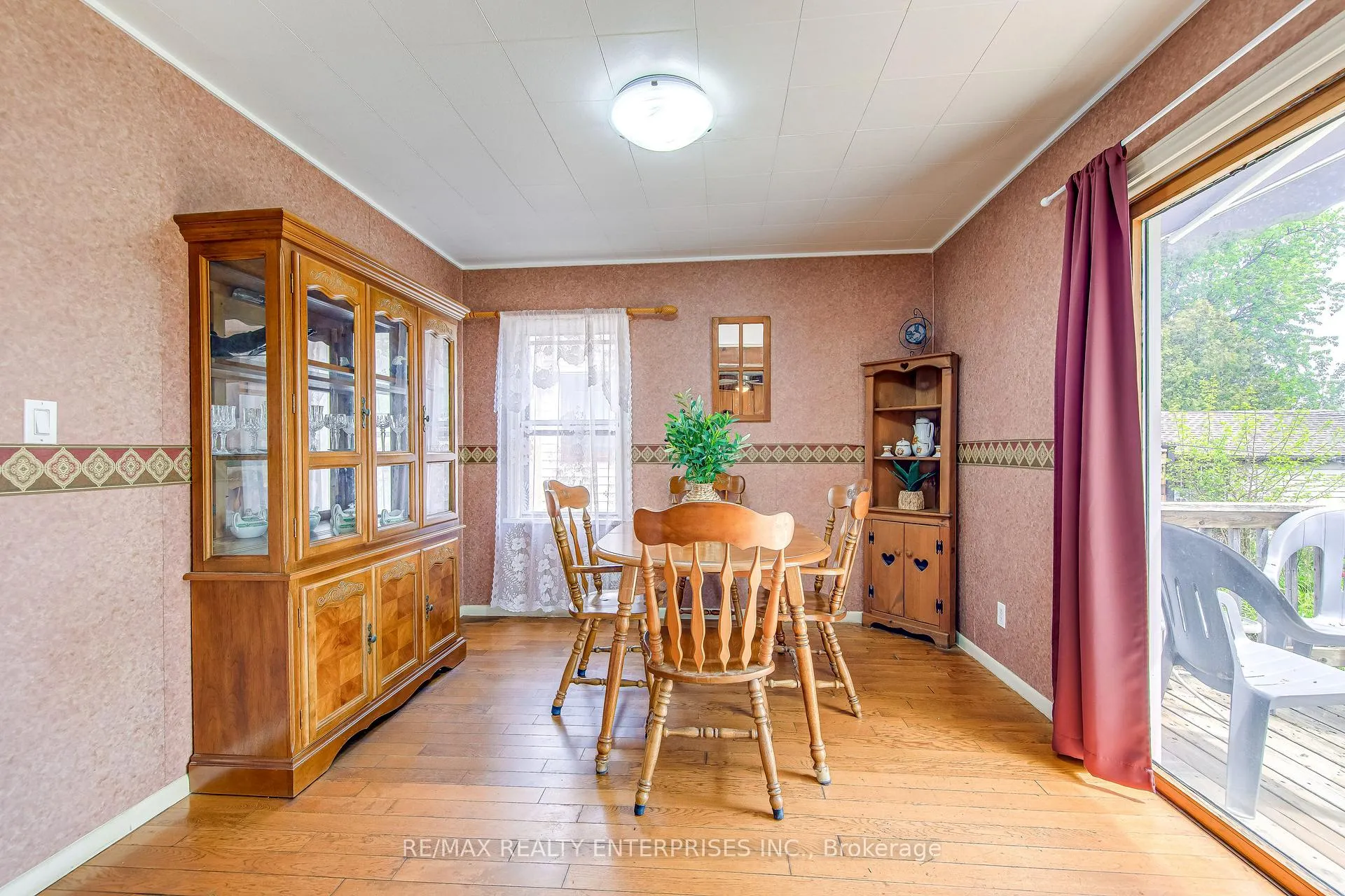 Photo 11 of 269 East 26th Street, Hamilton, Eastmount — HOMEH