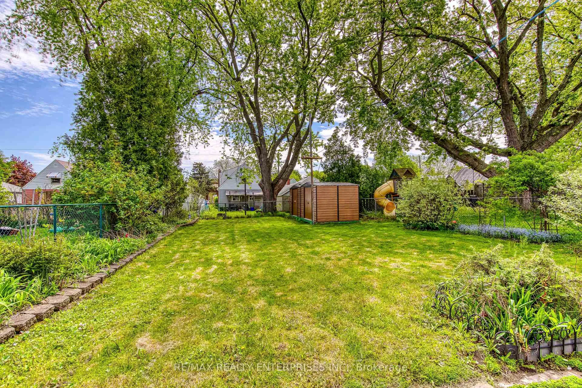 Photo 33 of 269 East 26th Street, Hamilton, Eastmount — HOMEH
