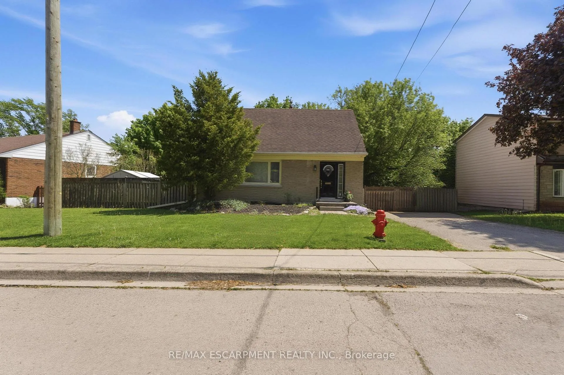 Photo 44 of 23 Marion Crescent, Hamilton, Dundas — HOMEH