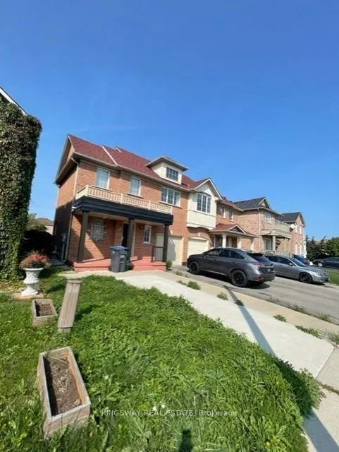 Photo 3 of 8 Blue Whale Boulevard, Brampton, Sandringham-Wellington — HOMEH