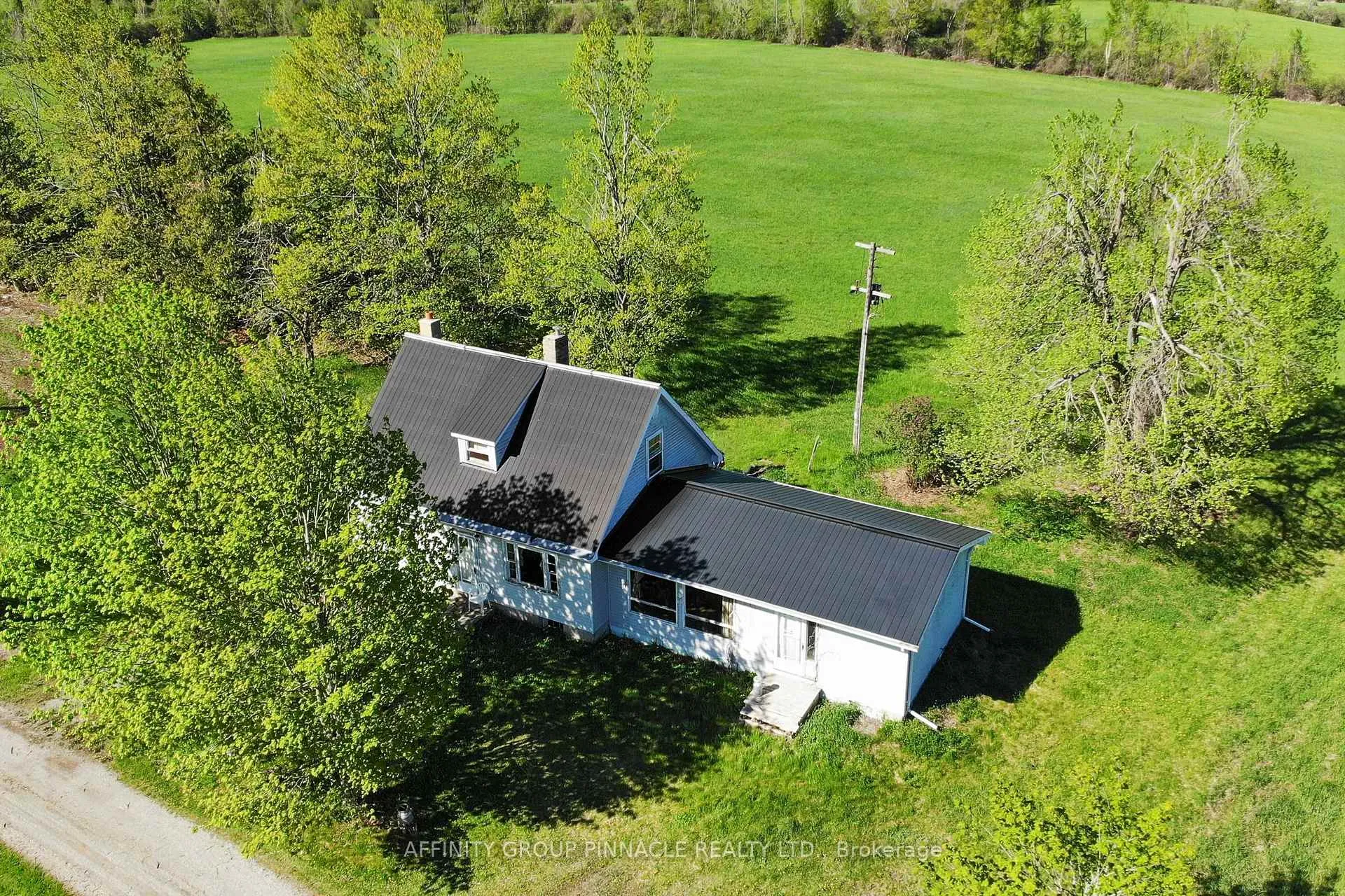 Photo 3 of 47 Cable Road, Kawartha Lakes, Verulam — HOMEH