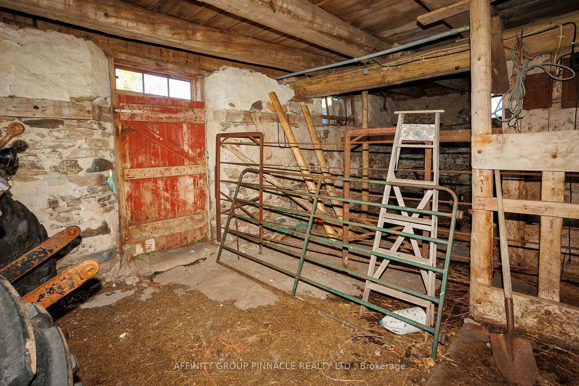 Photo 28 of 47 Cable Road, Kawartha Lakes, Verulam — HOMEH