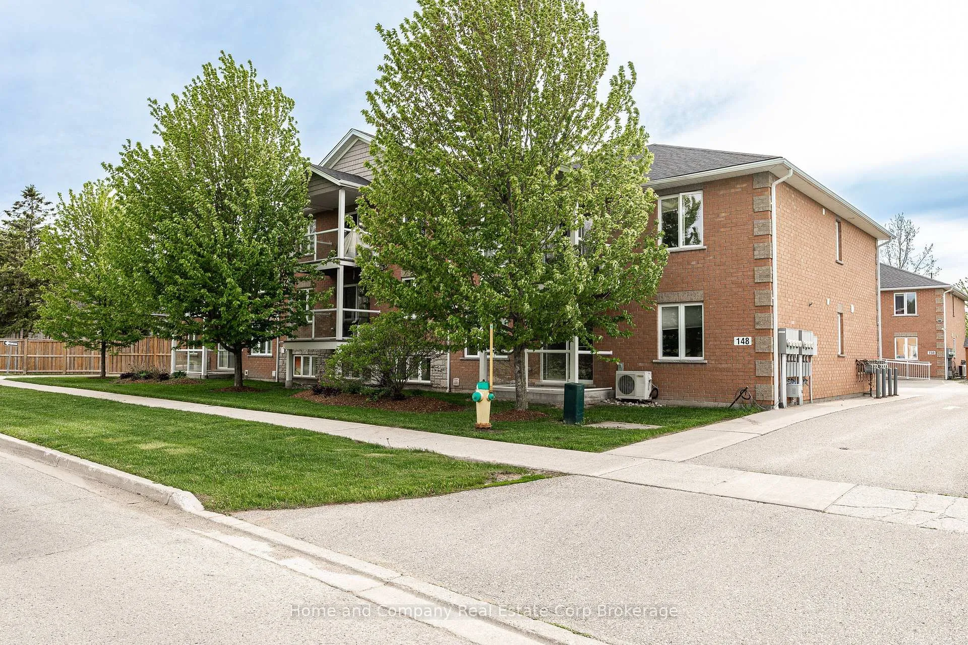 Photo 1 of Unit 4, 148 Borden Street, Stratford — HOMEH