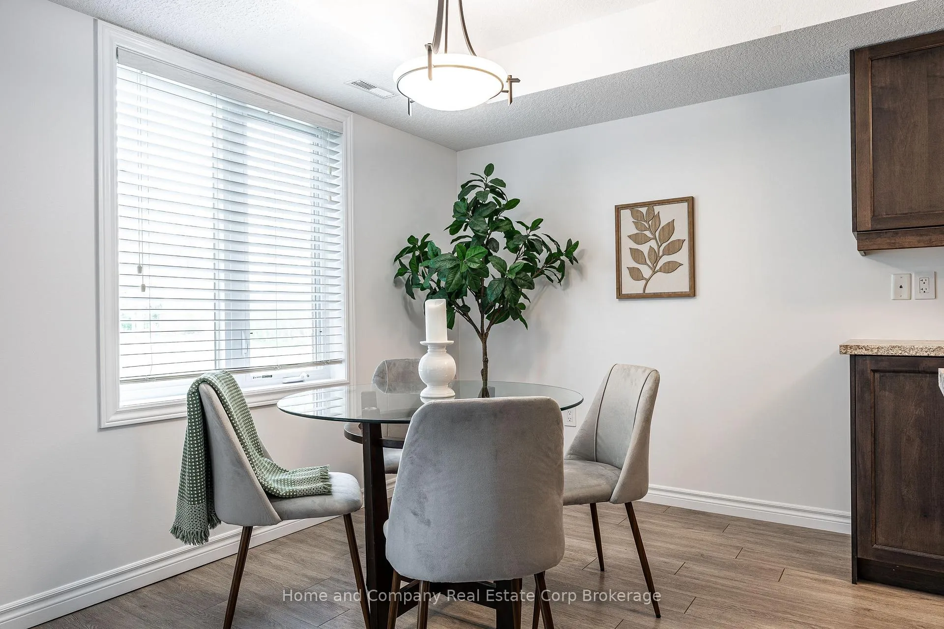 Photo 12 of Unit 4, 148 Borden Street, Stratford — HOMEH