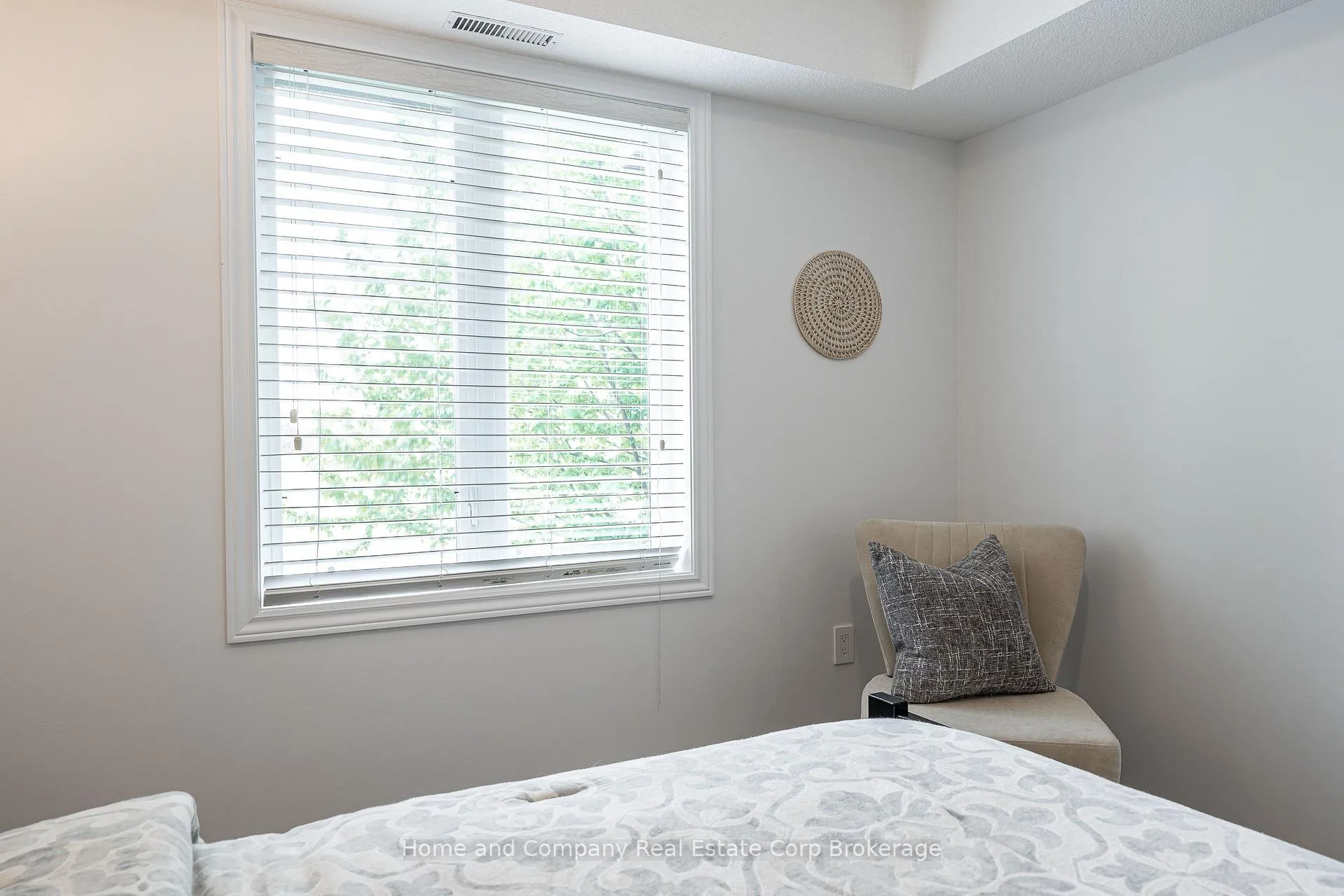Photo 25 of Unit 4, 148 Borden Street, Stratford — HOMEH