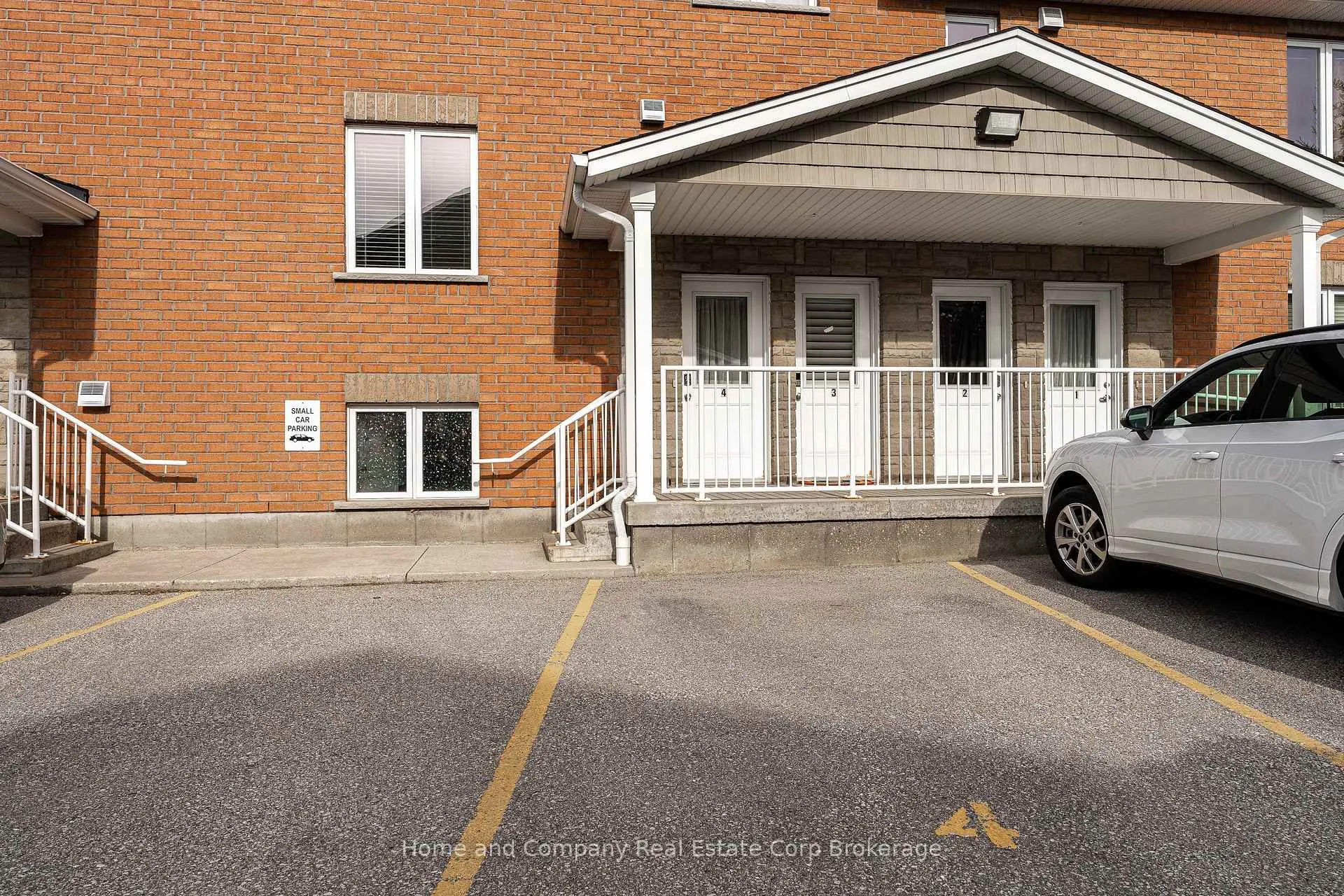 Photo 32 of Unit 4, 148 Borden Street, Stratford — HOMEH