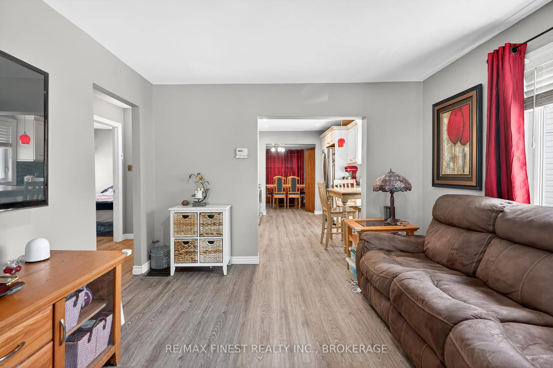 Photo 5 of 611 Alfred Street, Kingston, East of Sir John A. Blvd — HOMEH