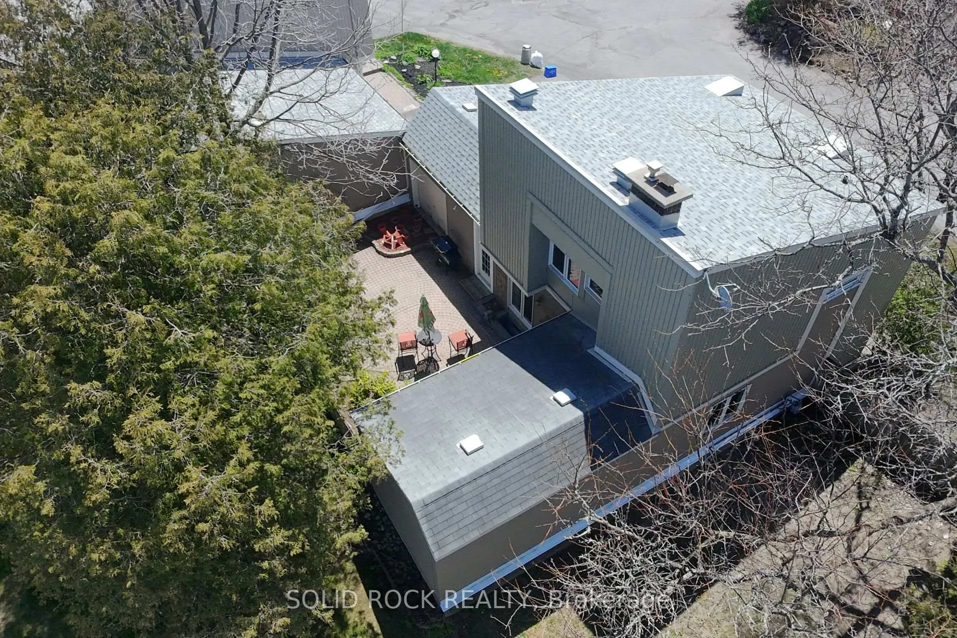 Photo 6 of 29 Jackson Court, Ottawa, Kanata - Beaverbrook — HOMEH