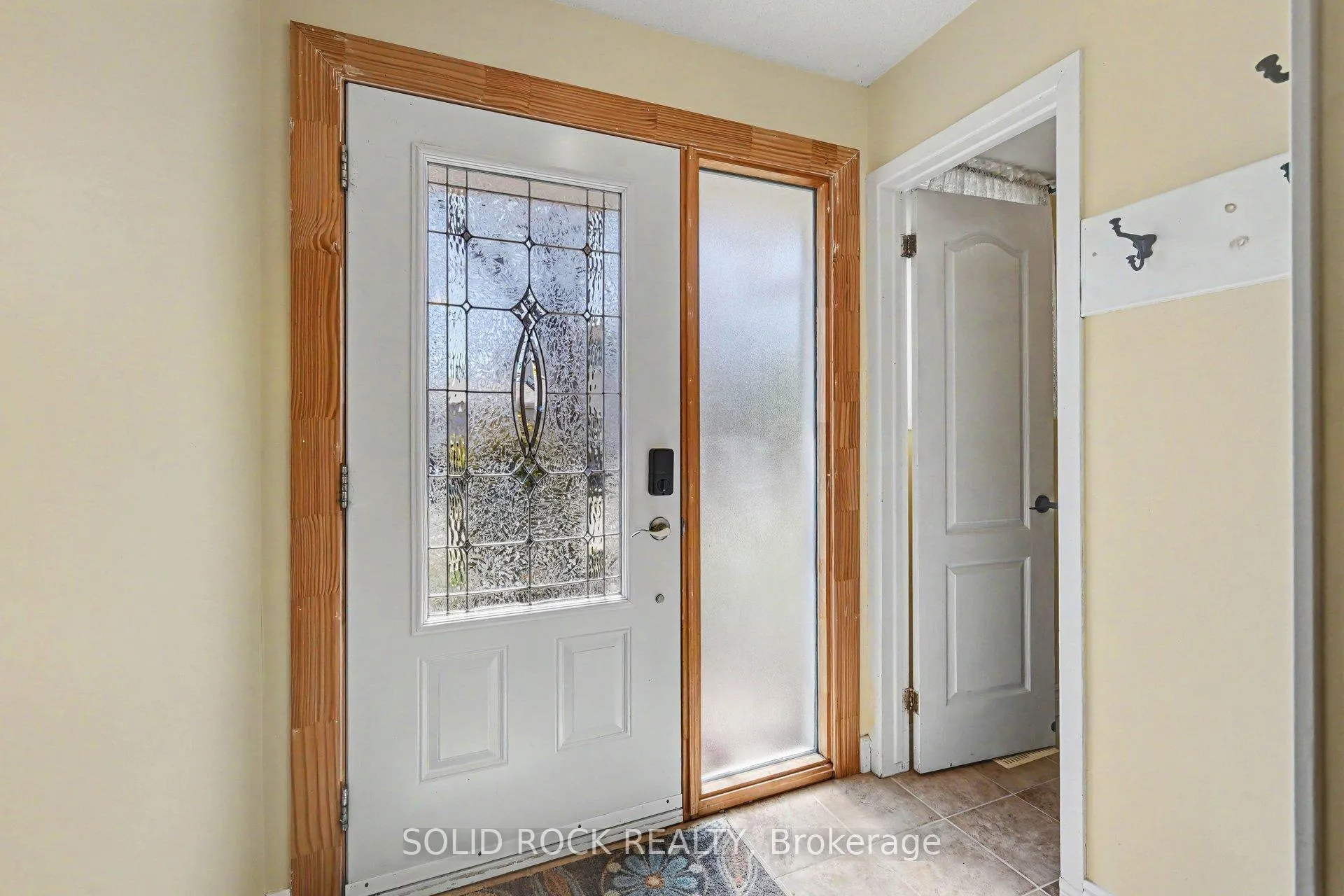 Photo 8 of 29 Jackson Court, Ottawa, Kanata - Beaverbrook — HOMEH
