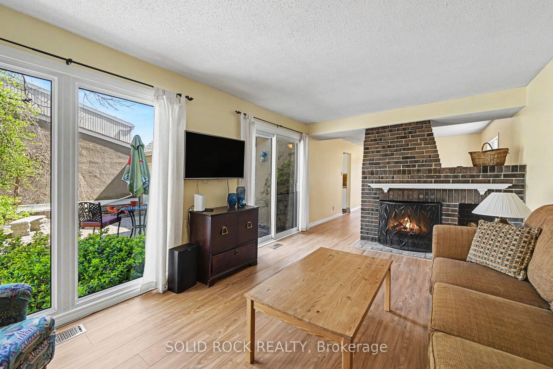 Photo 9 of 29 Jackson Court, Ottawa, Kanata - Beaverbrook — HOMEH