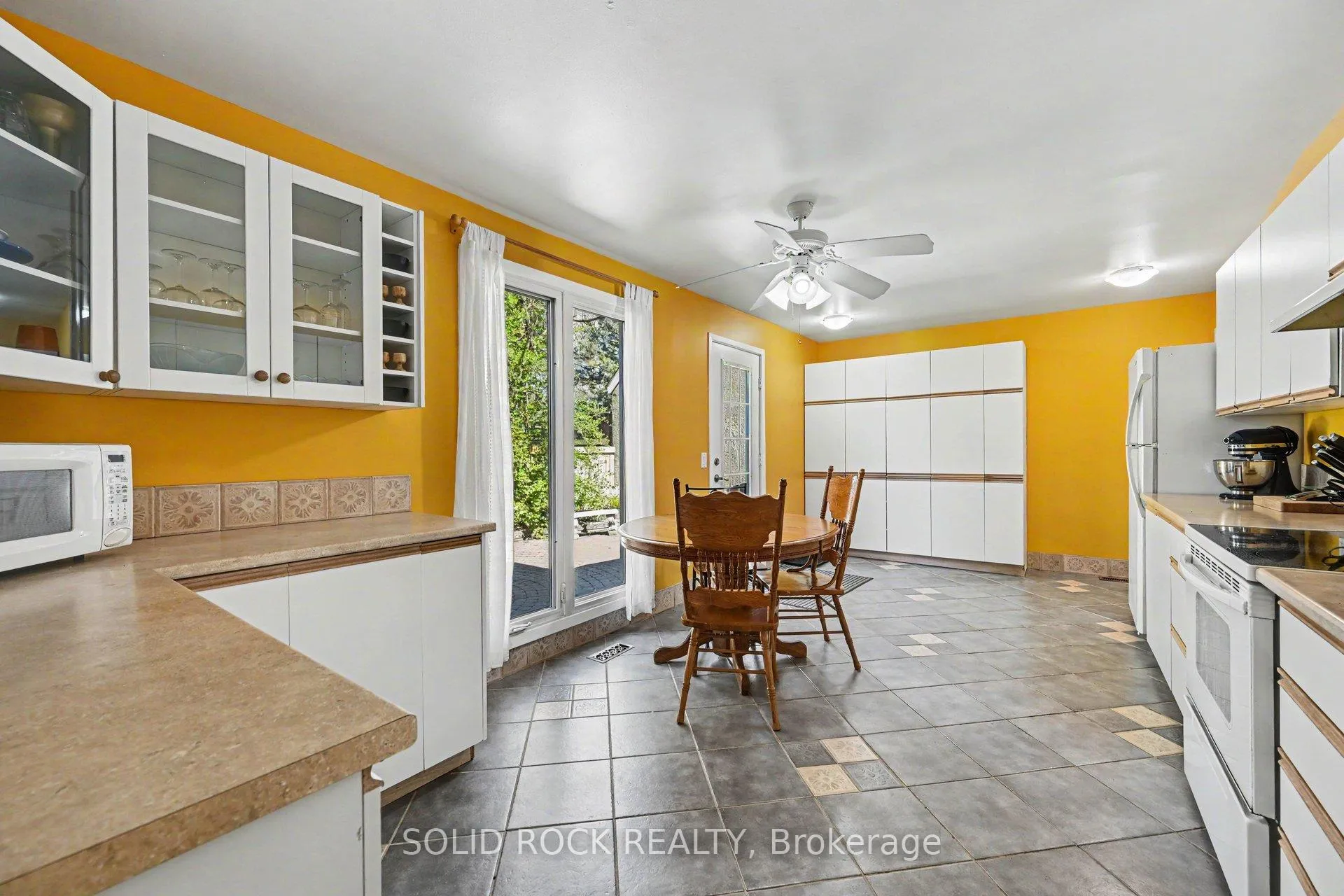 Photo 13 of 29 Jackson Court, Ottawa, Kanata - Beaverbrook — HOMEH