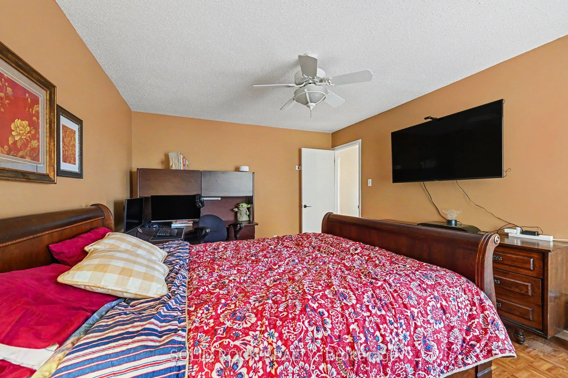 Photo 18 of 29 Jackson Court, Ottawa, Kanata - Beaverbrook — HOMEH
