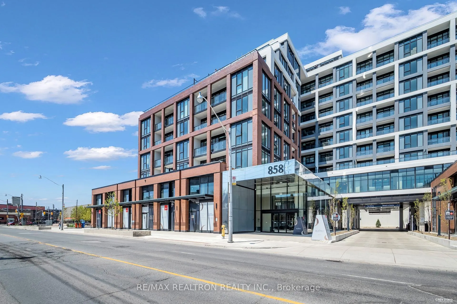 Front of Unit 409, 858 Dupont Street