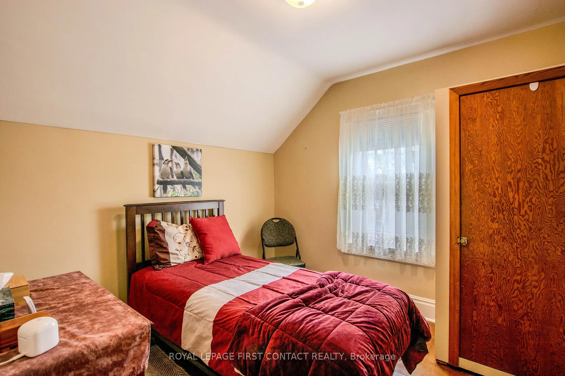 Photo 27 of 14 Frederick Street, Barrie, Sanford — HOMEH
