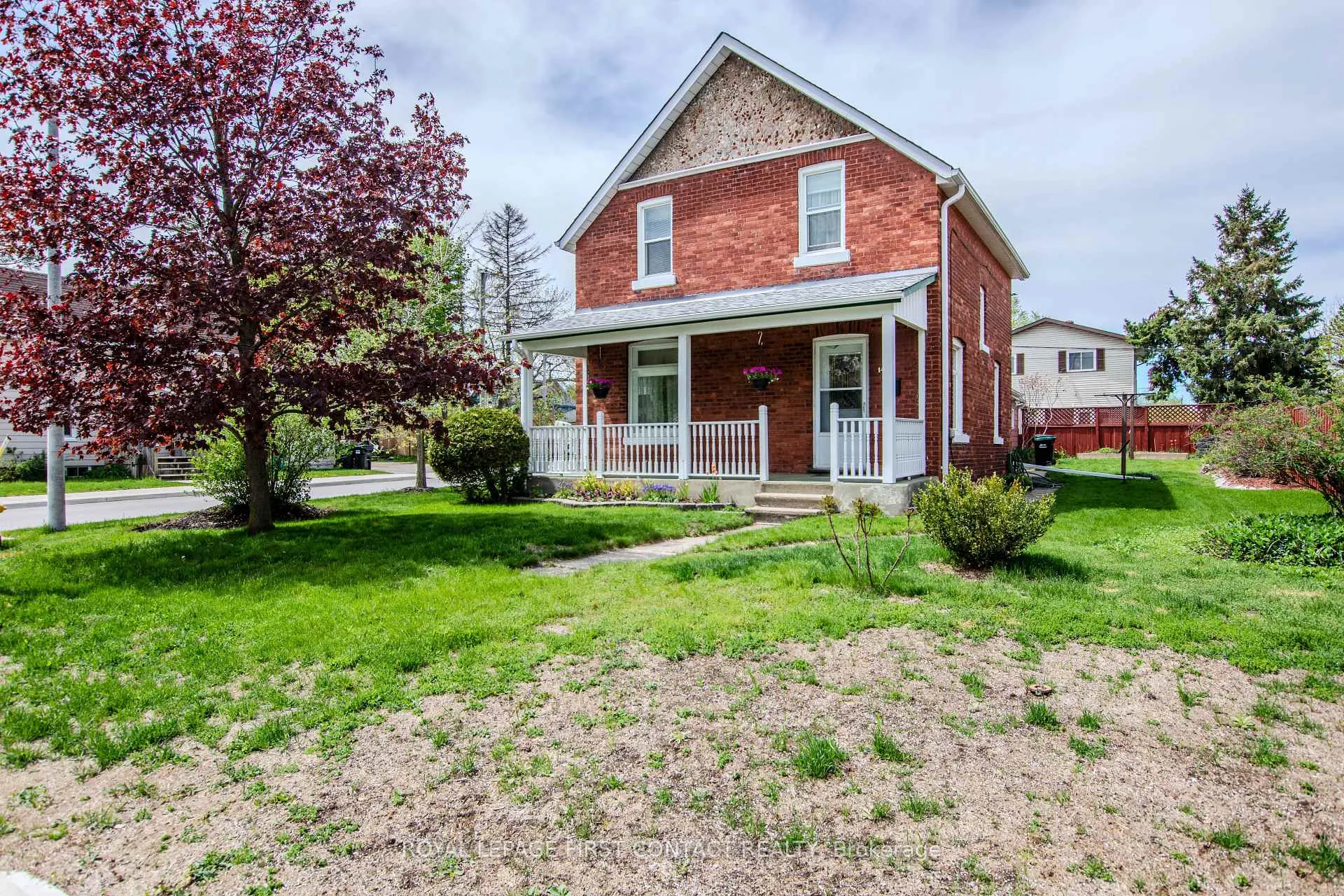 Photo 37 of 14 Frederick Street, Barrie, Sanford — HOMEH