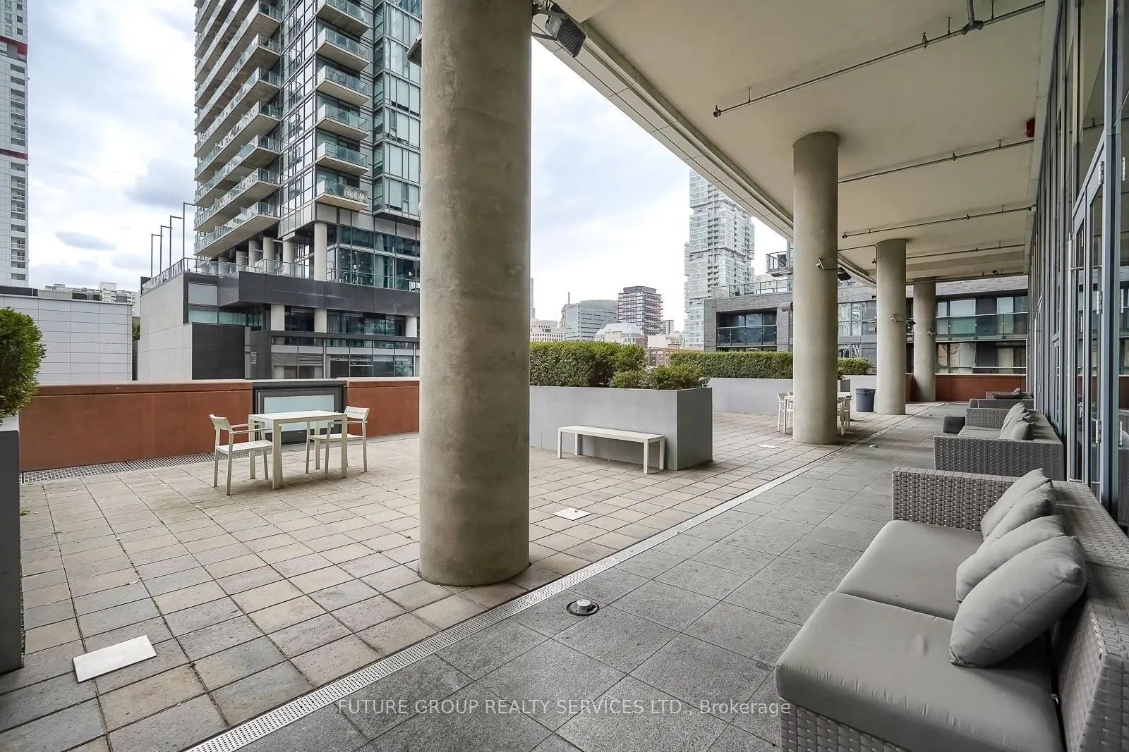Photo 15 of Unit 3412, 21 Widmer Street, Toronto, Waterfront Communities — HOMEH