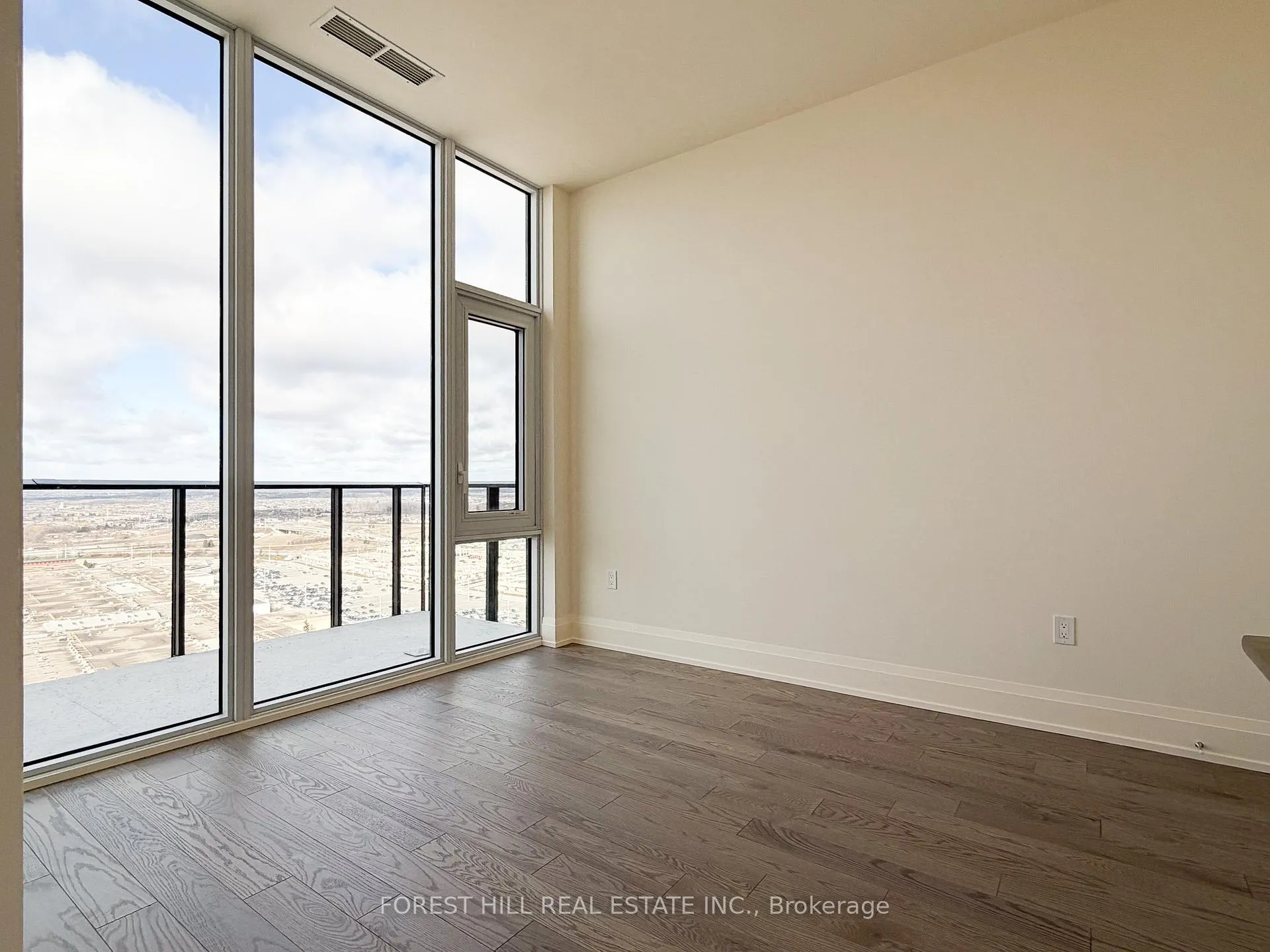 Photo 11 of Unit PH104, 27 Korda Gate, Vaughan, Vellore Village — HOMEH
