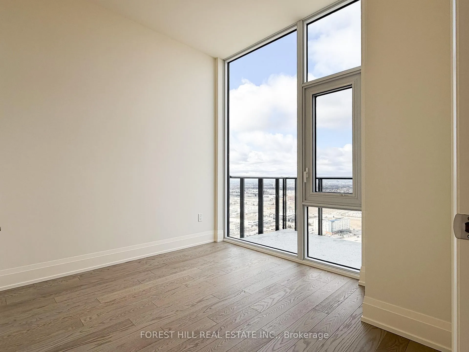 Photo 16 of Unit PH104, 27 Korda Gate, Vaughan, Vellore Village — HOMEH