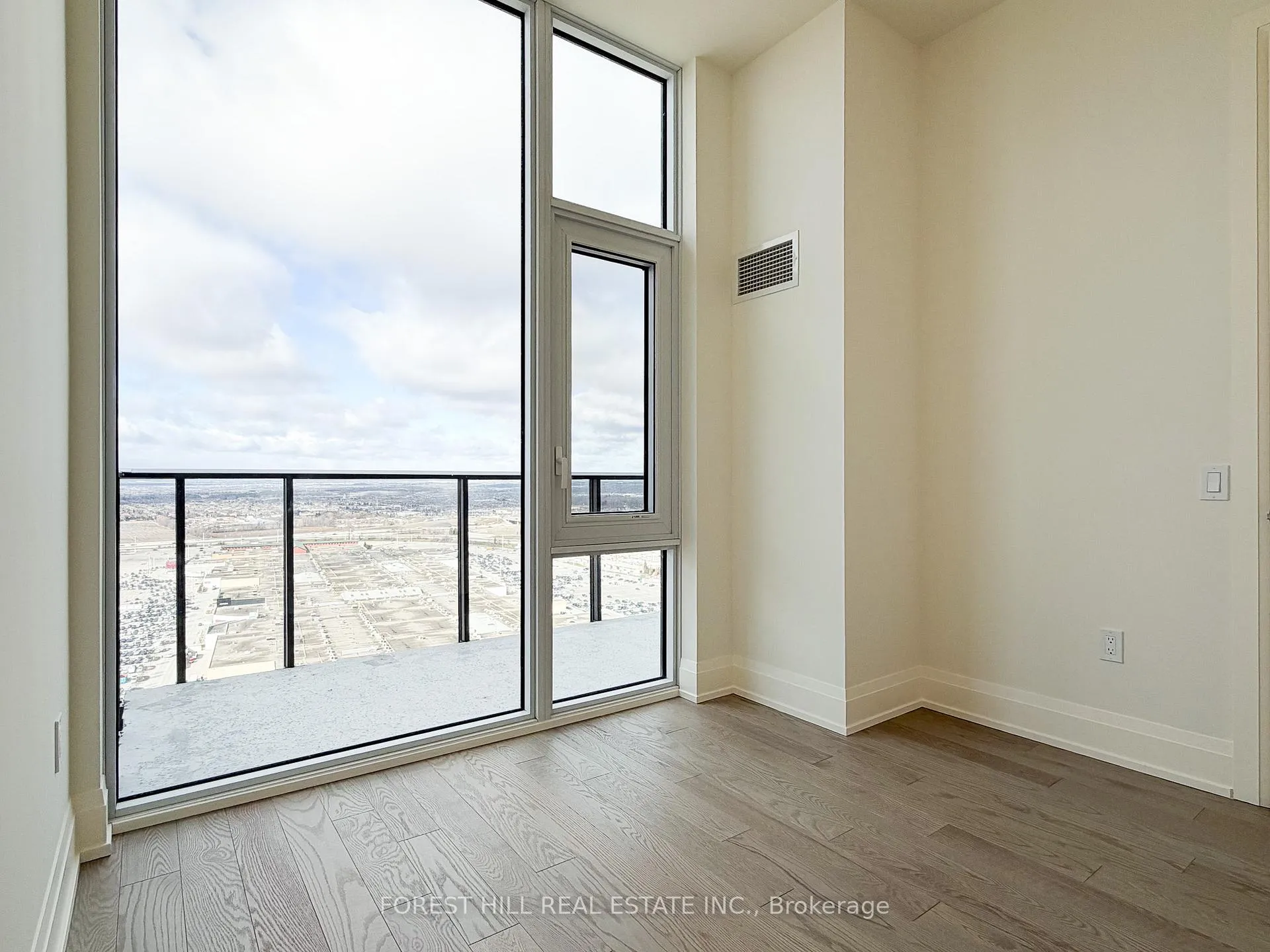 Photo 17 of Unit PH104, 27 Korda Gate, Vaughan, Vellore Village — HOMEH