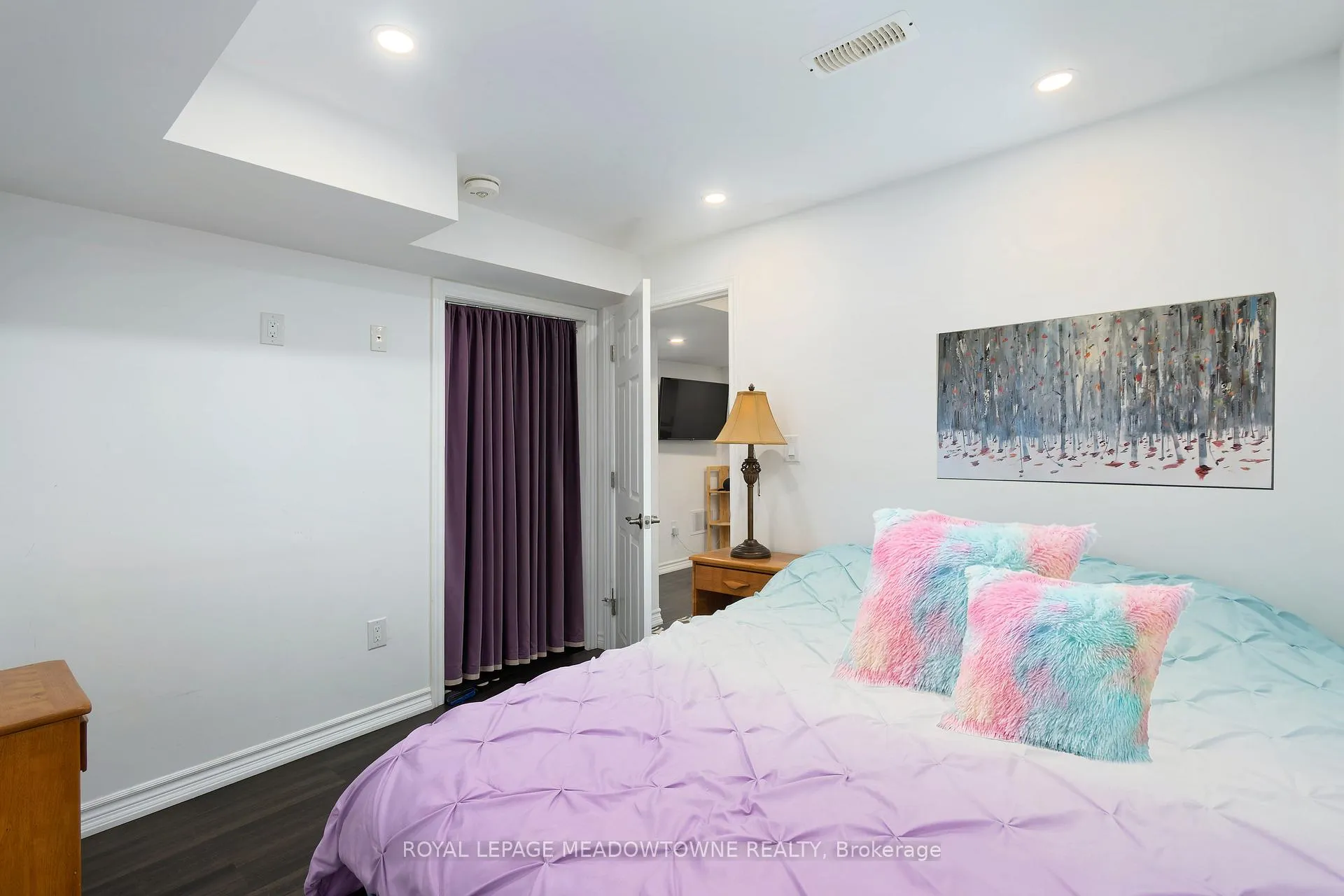 Photo 35 of 11 Cranbrook Crescent, Vaughan, Kleinburg — HOMEH