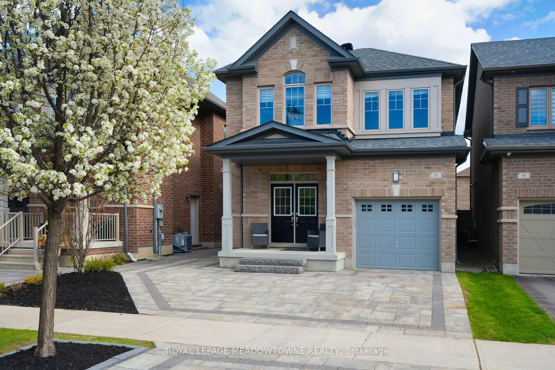 Photo 42 of 11 Cranbrook Crescent, Vaughan, Kleinburg — HOMEH