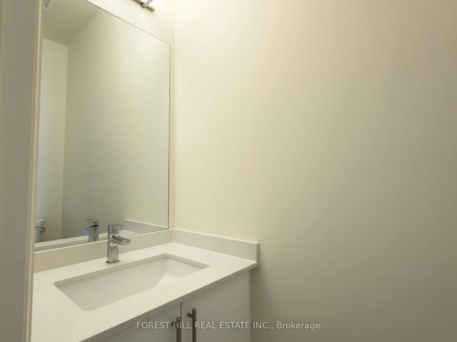 Photo 3 of Unit PH106, 27 Korda Gate, Vaughan, Vellore Village — HOMEH