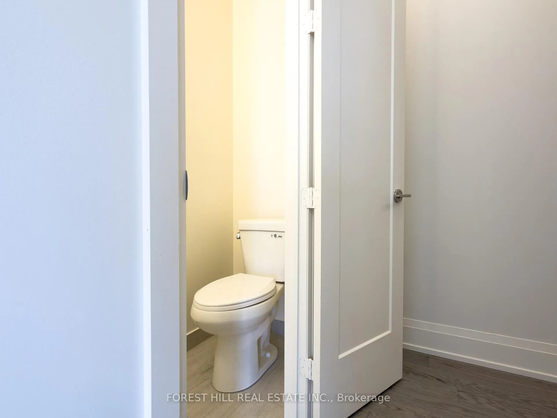 Photo 4 of Unit PH106, 27 Korda Gate, Vaughan, Vellore Village — HOMEH