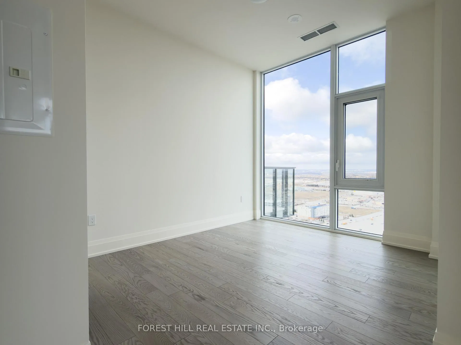 Photo 7 of Unit PH106, 27 Korda Gate, Vaughan, Vellore Village — HOMEH