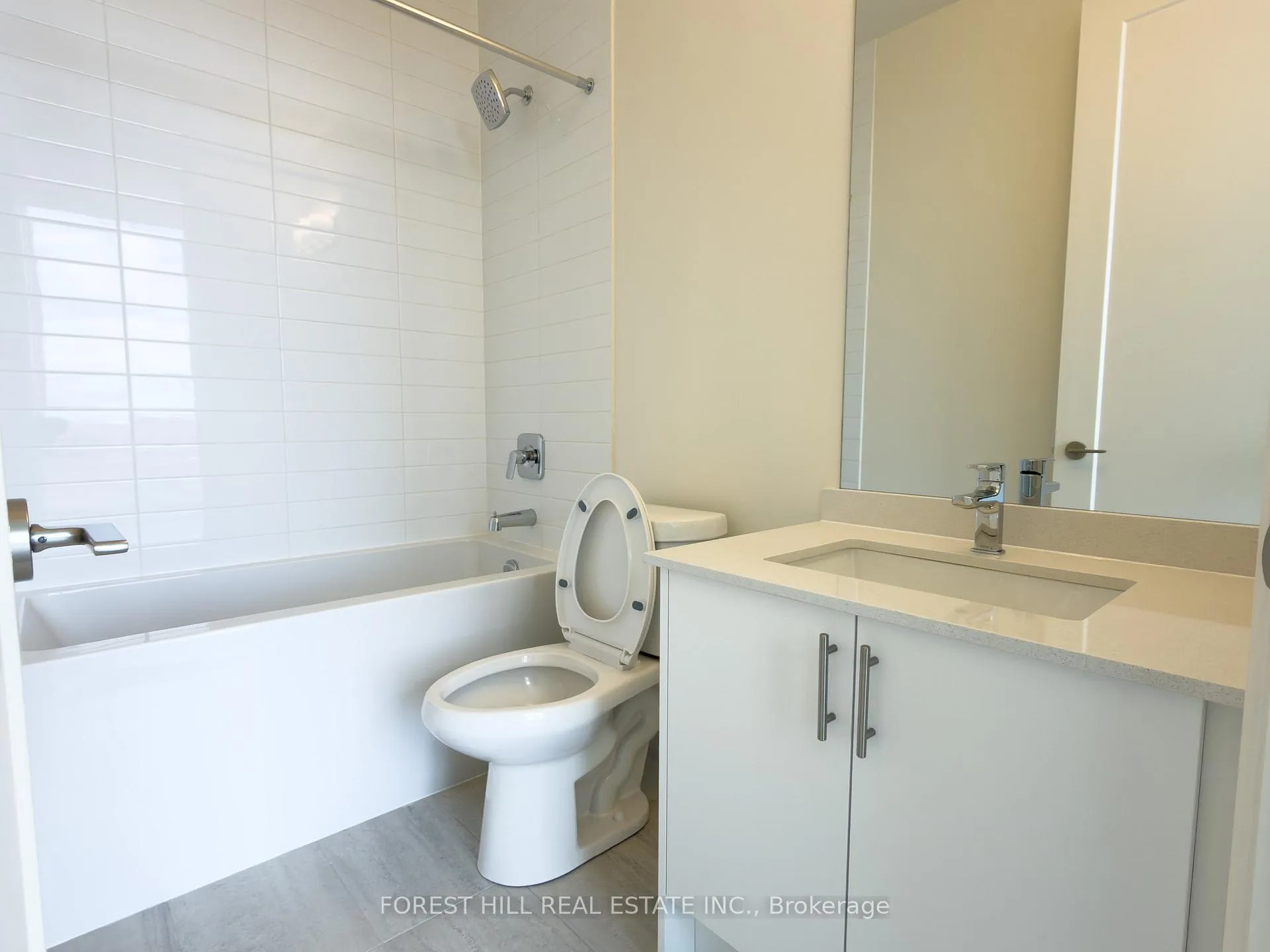 Photo 11 of Unit PH106, 27 Korda Gate, Vaughan, Vellore Village — HOMEH