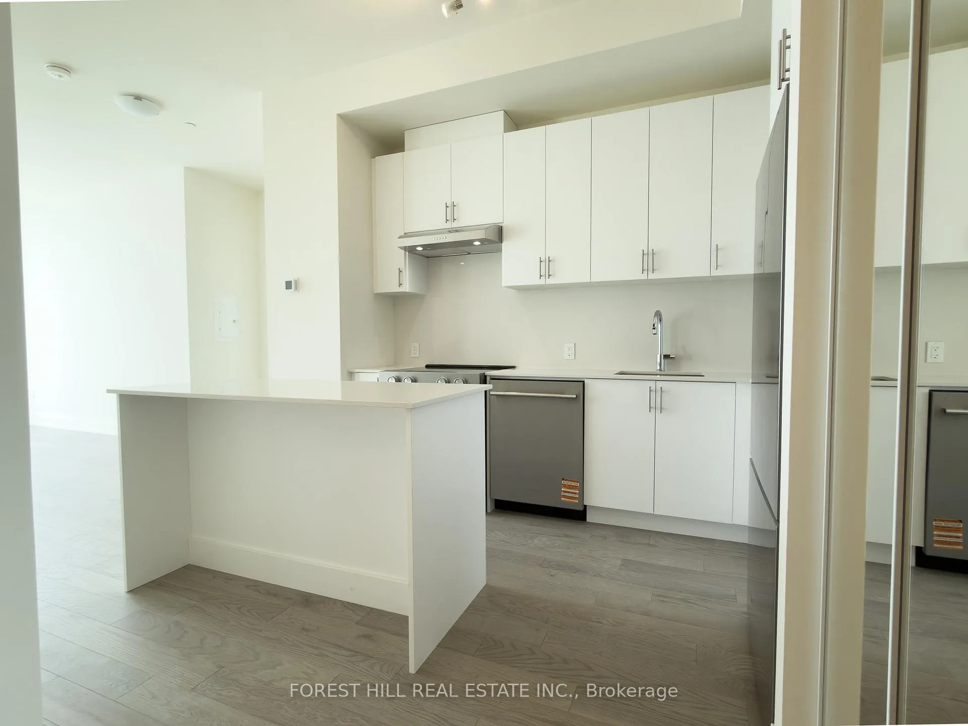 Photo 5 of Unit PH108, 27 Korda Gate, Vaughan, Vellore Village — HOMEH