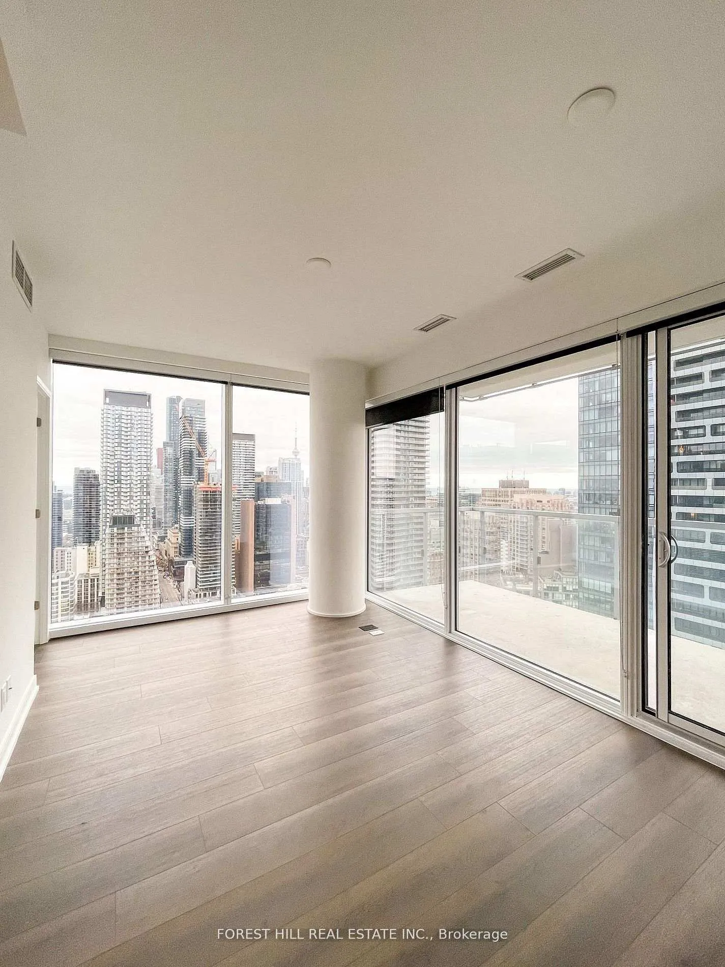 Photo 5 of Unit 3709, 3 Gloucester Street, Toronto, Church-Yonge Corridor — HOMEH