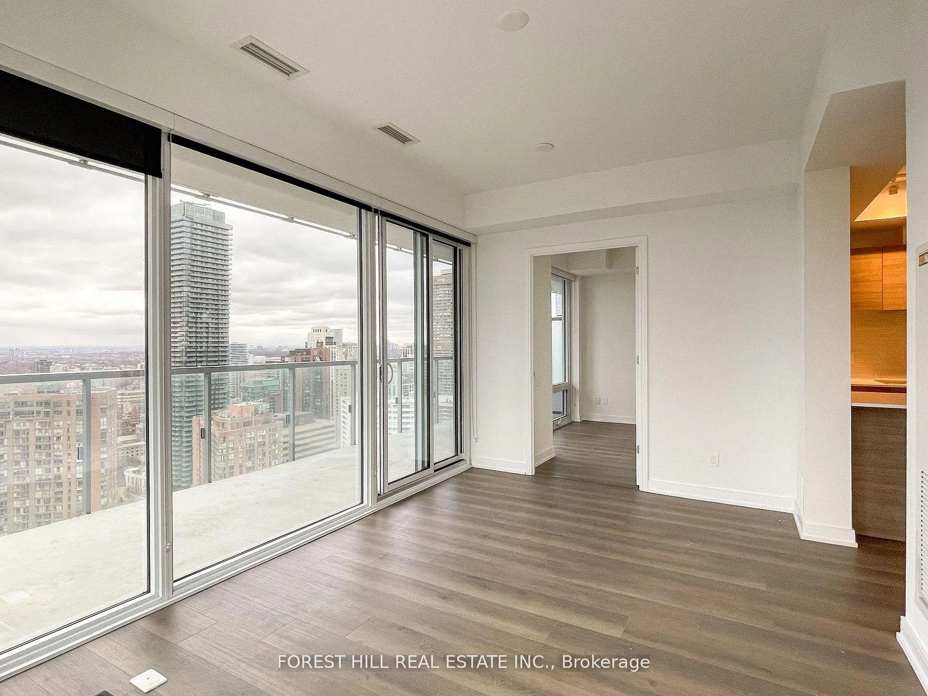 Photo 7 of Unit 3709, 3 Gloucester Street, Toronto, Church-Yonge Corridor — HOMEH