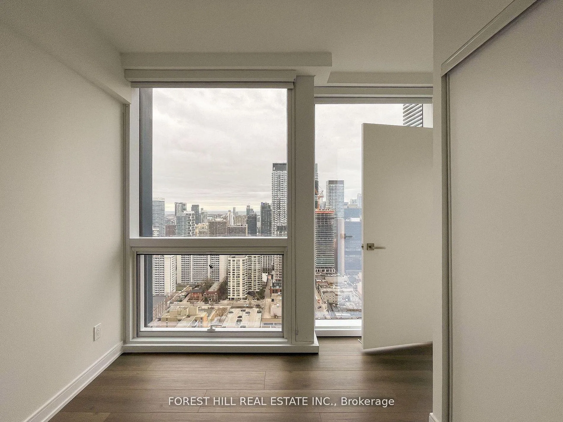 Photo 13 of Unit 3709, 3 Gloucester Street, Toronto, Church-Yonge Corridor — HOMEH