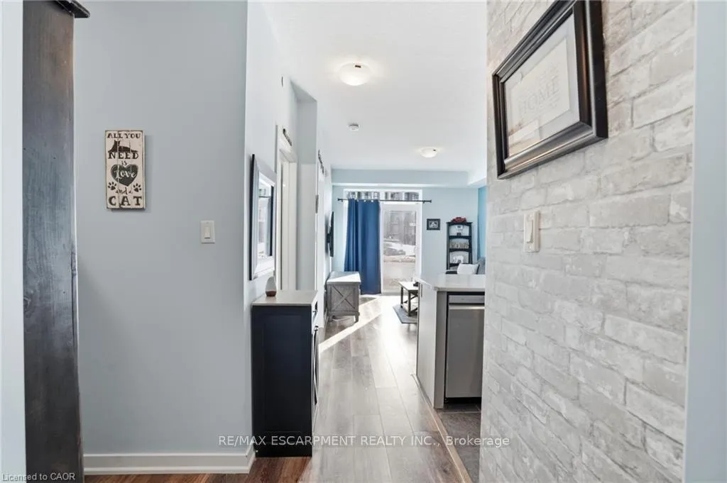 Photo 6 of Unit 102, 125 Shoreview Place, Hamilton, Lakeshore — HOMEH