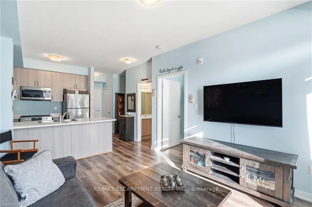 Photo 16 of Unit 102, 125 Shoreview Place, Hamilton, Lakeshore — HOMEH