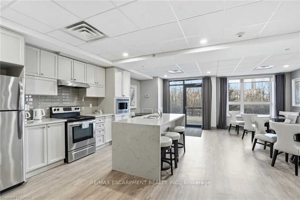 Photo 27 of Unit 102, 125 Shoreview Place, Hamilton, Lakeshore — HOMEH