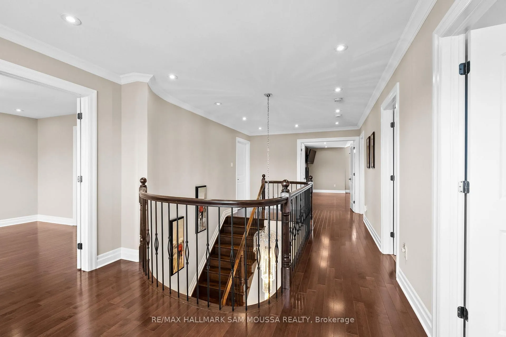 Photo 27 of 18 Wynford Avenue, Ottawa, Craig Henry/Woodvale — HOMEH